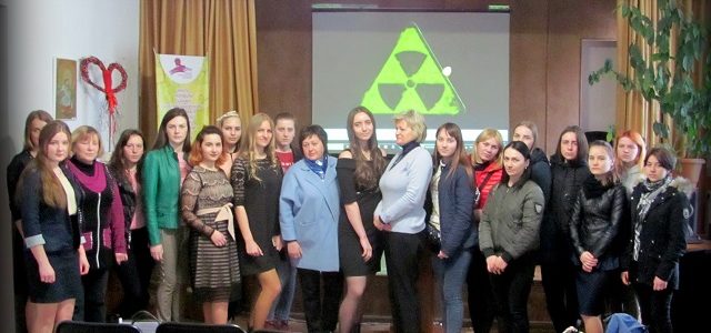 Засідання вечірньої гімназії для дівчат «Берегиня»  проведено у формі тематичного вечора пам’яті  «Чорнобильська катастрофа: хроніка подій»