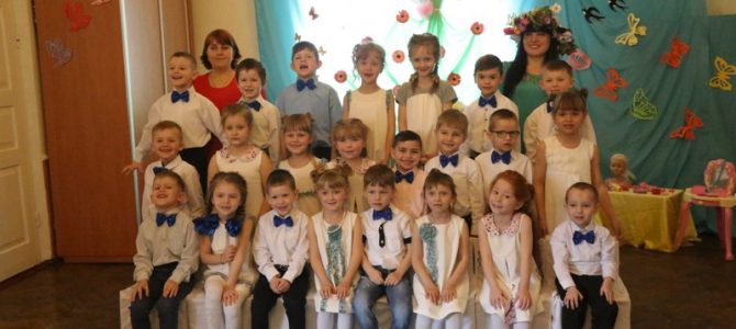 Екскурсія для малюків: «Давайте познайомимось. Я кравець. Я перукар»