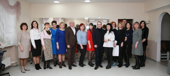 “Центр сучасного перукарського мистецтва –  ”Beauty —  студія”